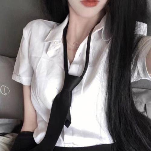 神户春晓 海报